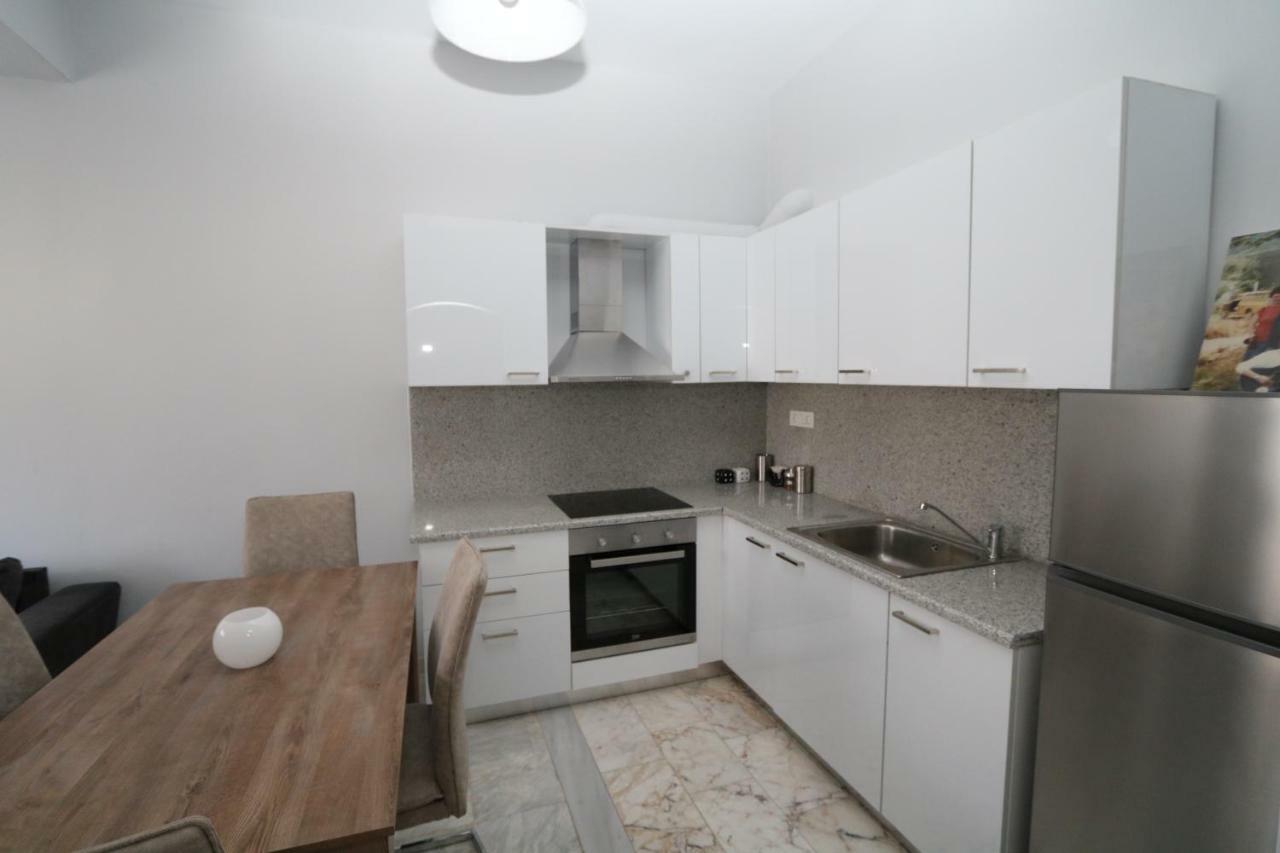 Molly Apartments Argostoli  Ngoại thất bức ảnh